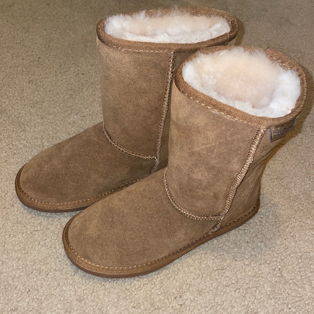 Minnetonka boots